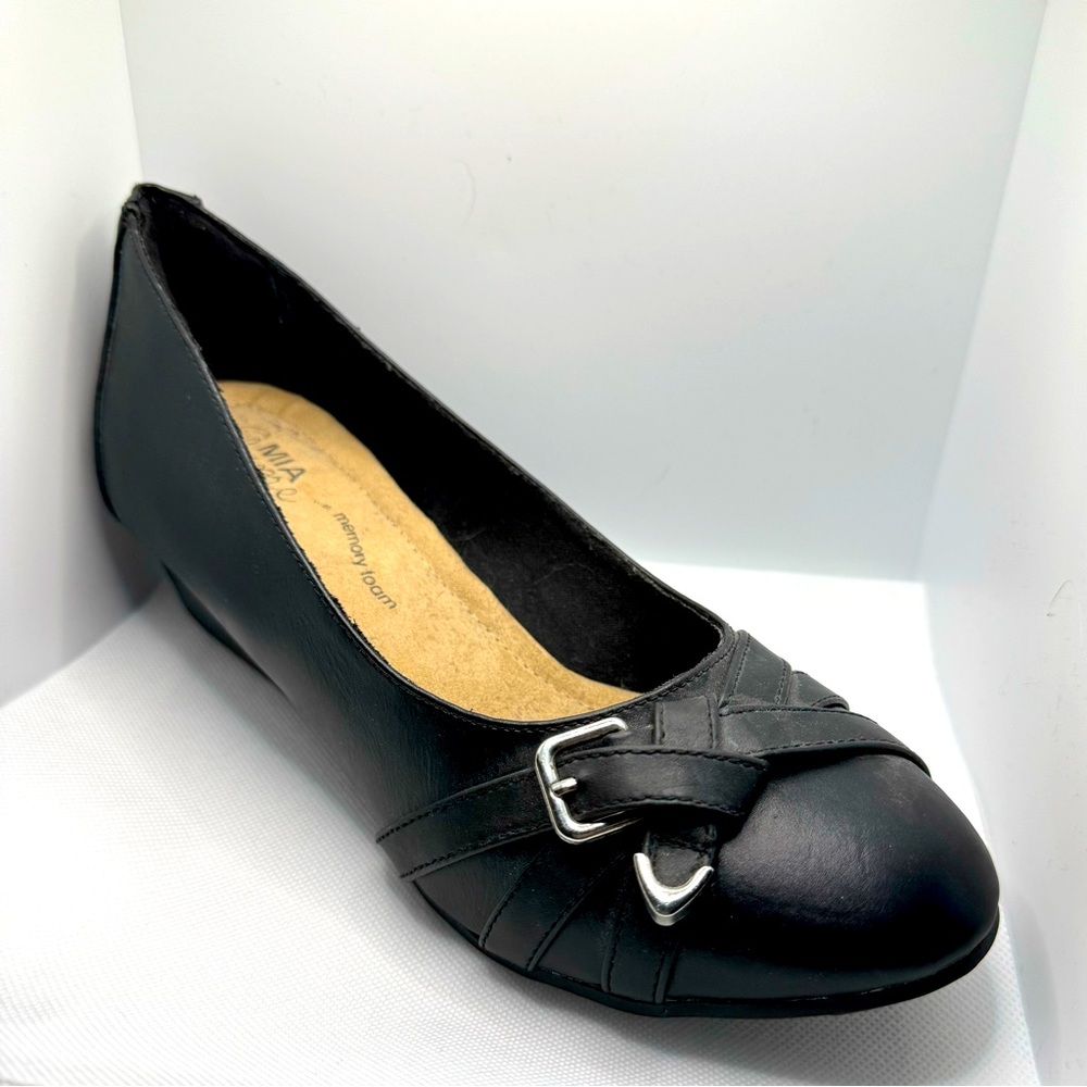 Like New Mia Amore W/ Memory Foam Black Size 9